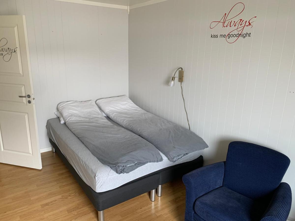 Sentrum Apartment Лекнес Екстериор снимка